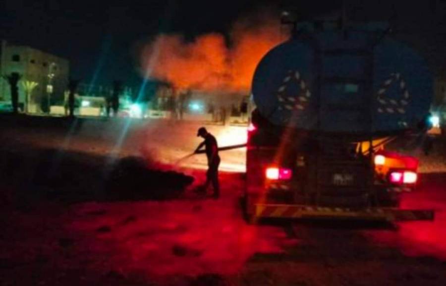 بلدية الجيزة  تسيطر على حريق في أعقاب أشجار