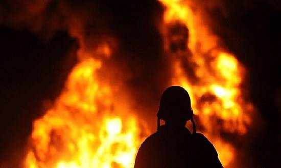 عاجل ..أردني يحرق زوجته وأولاده ثم نفسه في وادي الرمم