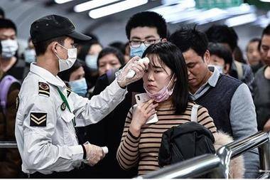 كوريا الشمالية توصي بشدة بارتداء كمامة الوجه للوقاية من الإنفلونزا