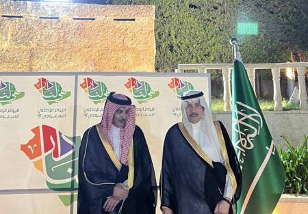 السديري: سعدت بمشاركة الشيخ سعود آل ثاني باليوم الوطني السعودي