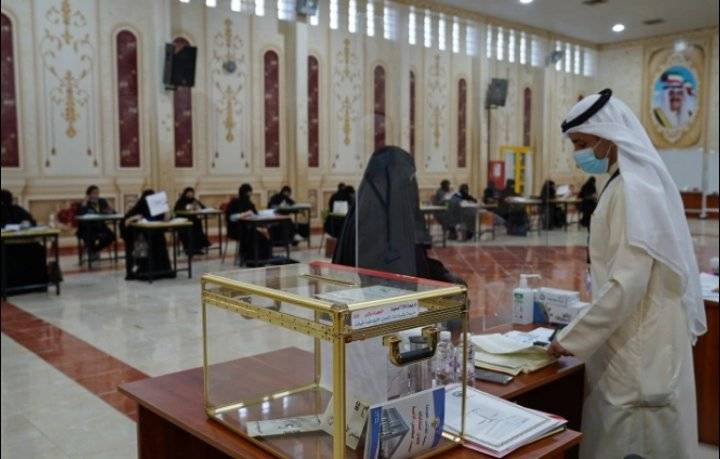 بدء عملية الاقتراع لانتخابات مجلس الأمة 2022 في الكويت