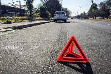 السير للسائقين: اتركوا مسافة أمان