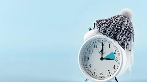 الحكومة ستحسم موقفها من التوقيت خلال اسبوعين