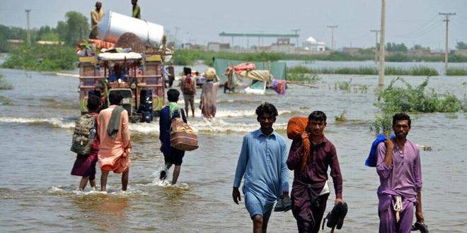 مصرع 15 شخصاً في فيضانات باكستان