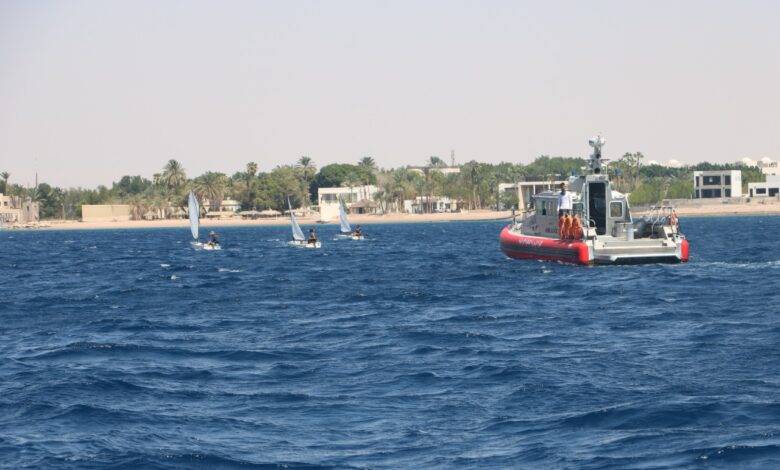 القوة البحرية والزوارق الملكية تنقذ سائحة في خليج العقبة