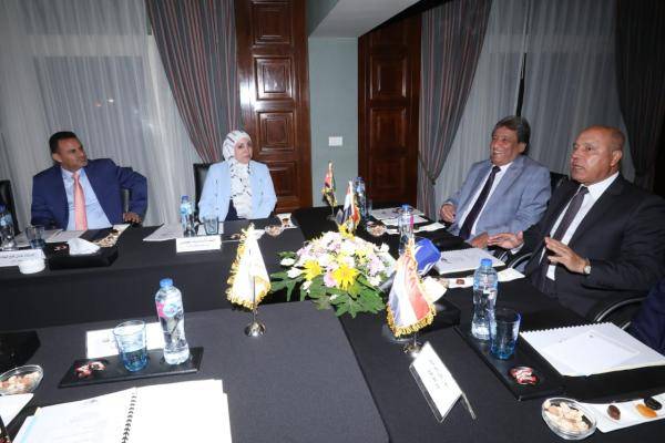 وزير النقل يدعو لخط سياحي بين العقبة ونويبع وآخر للنقل يربطها بالمتوسط