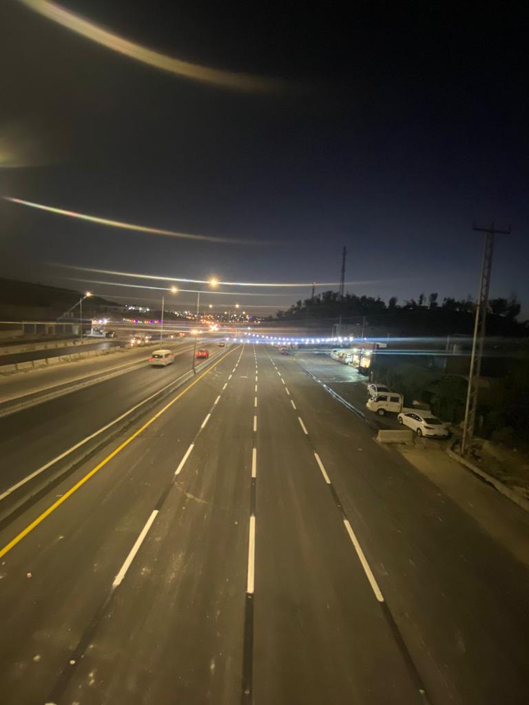 الأشغال تنهي الأعمال في جزء من مشروع الباص سريع التردد بين مدينتي عمان و الزرقاء..صور