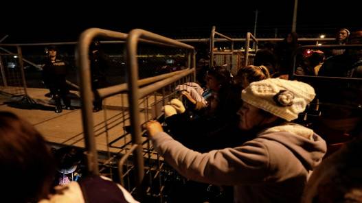 مقتل 15 سجينا على الأقلّ في تمرّد بسجن في الإكوادور