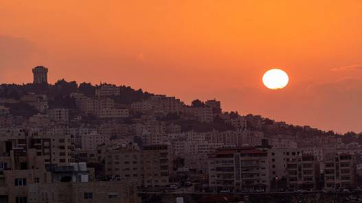 موقع طقس العرب: التوقيت الشتوي هو التوقيت الأصلي للأردن حسب موقعه الجغرافي