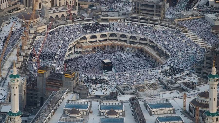 تعرّف على الاسم الجديد لاكبر باب في الحرم المكي.... رقم 100