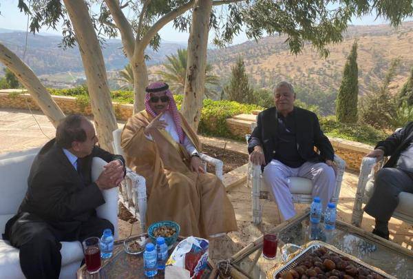 السديري في ضيافة الخصاونة بالمجدل (صور)