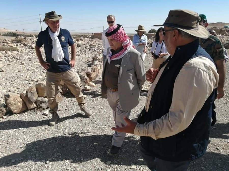 الامير الحسن بن طلال في موقع اثري في اذرح (صور)