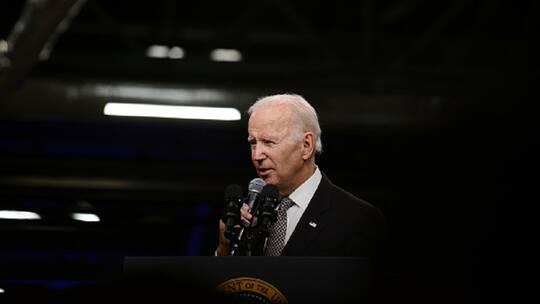 بايدن يصدر عفوا عن جميع المدانين بجرائم حيازة الماريجوانا