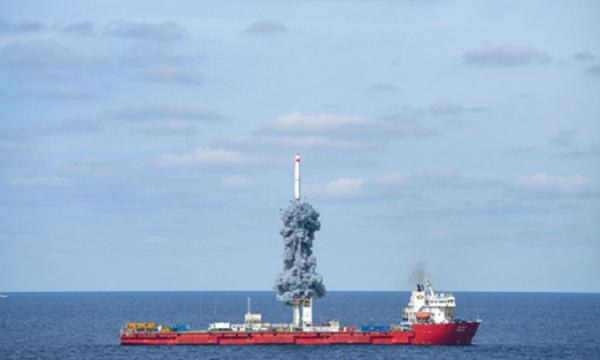 الصين ترسل قمرين صناعيين إلى الفضاء عبر منصة إطلاق بحرية