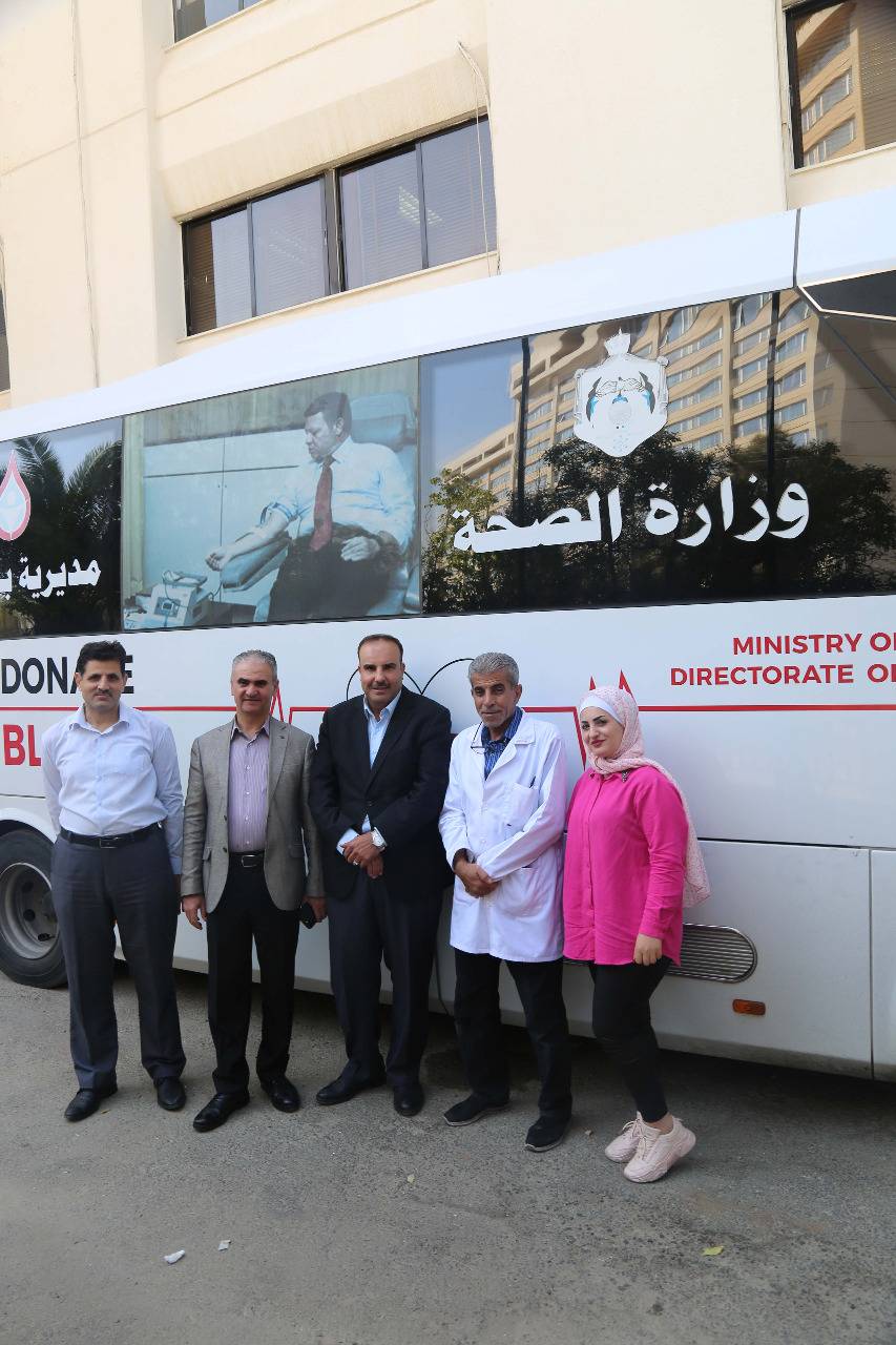 المياه تنظم حملة للتبرع بالدم...صور