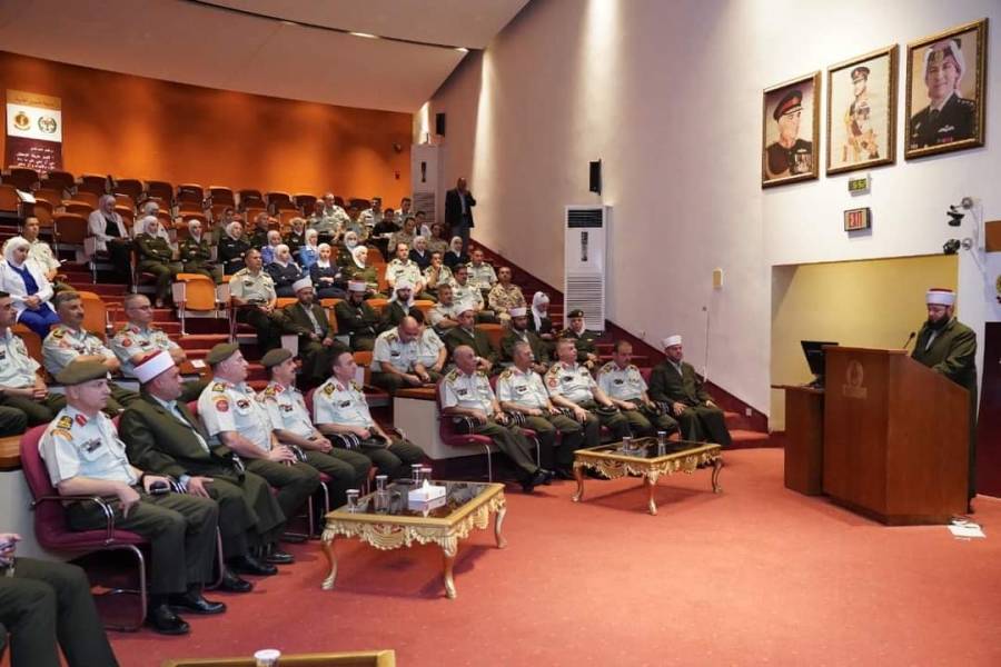 الخدمات الطبية الملكية تحتفل بذكرى المولد النبوي الشريف..صور 