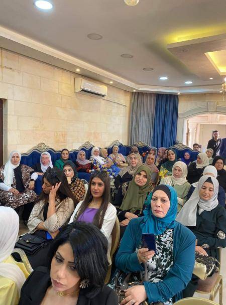 لقاء حواري لإرادة مع سيدات مجتمع الزرقاء ( صور)