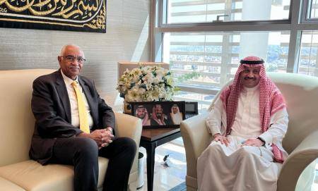 السديري يلتقي السفير السوداني لدى الأردن