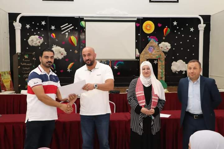 تخريج دورة أعوان مكافحة المخدرات لعدد من مرشدي وزارة التربية والتعليم