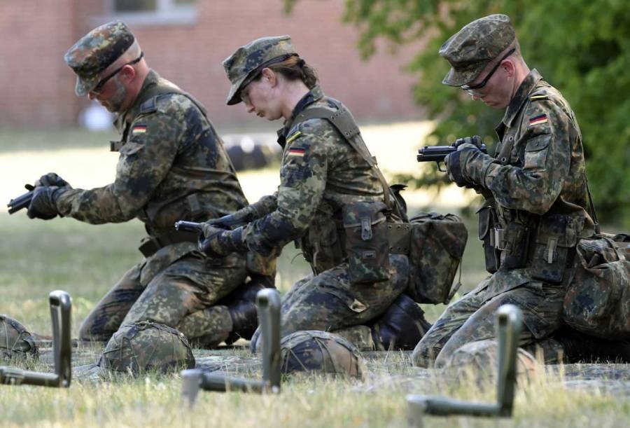 فرق قناصة وجنود للدعم.. جيش ألمانيا يواصل التدريب على حماية موانئ ومطارات إستونيا