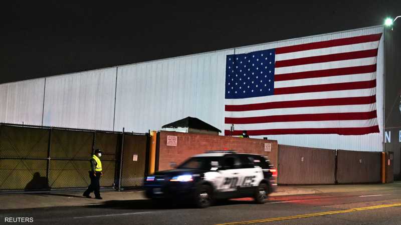 كاليفورنيا.. الشرطة تعتقل شخصا للاشتباه بأنه قاتل متسلسل