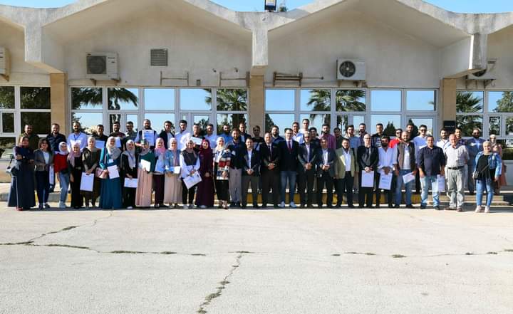 لجنة المهندسين الشباب والاعلام الكهربائية وIREEDER  يعقدان يوما علميا تدريبيا في الطاقة المتجددة _صور