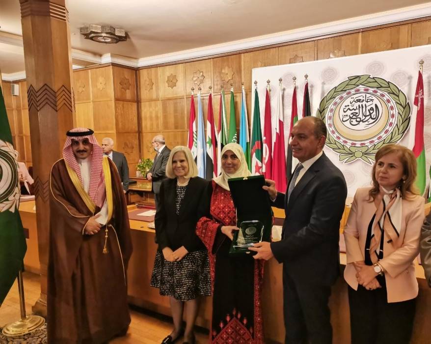 تكريم الأردن في احتفالية يوم الوثيقة العربية..