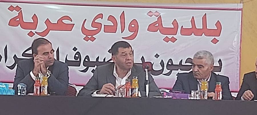 وزير العمل في جولة ميدانية لمنطقة غور الصافي ووادي عربة في الاغوار الجنوبية...صور