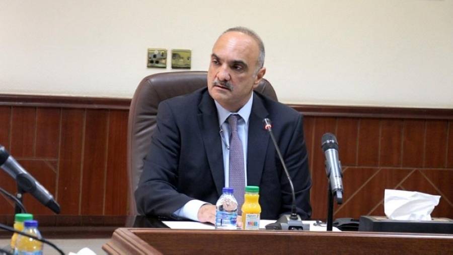 أطباء صحة يطالبون الخصاونة بحل ملفهم