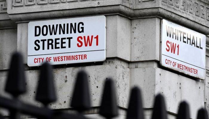 طرد مشبوه قرب مقر الحكومة البريطانية