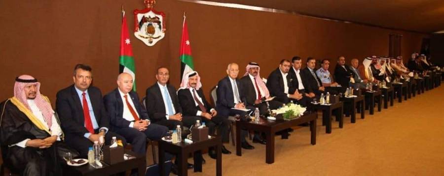 بتوجيهات ملكية.. العيسوي يلتقي وجهاء وممثلي البادية الجنوبية لمتابعة مطالبهم واحتياجاتهم