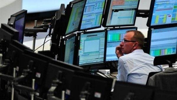 الأسهم البريطانية تغلقُ على ارتفاع
