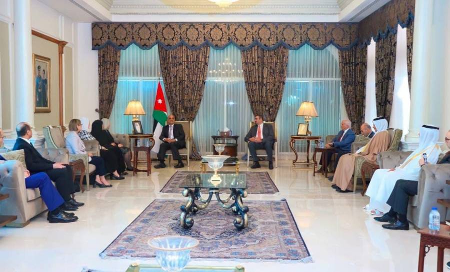 الخصاونة يلتقي وزراء الشُّؤون الاجتماعيَّة العرب