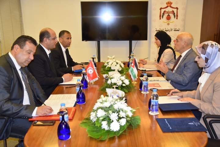 المفلح والزاهي يبحثان التعاون المشترك في قطاع التنمية الاجتماعية بين الاردن وتونس