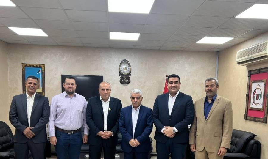 اللجنة التنسيقية لحزب إرادة في العقبة تلتقي المحافظ وتشرع بتنفيذ خطة عمل الحزب في المحافظة.