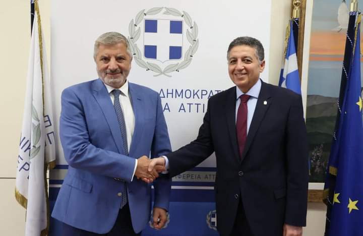 السفير المصري في اليونان يلتقي بمحافظ العاصمة أثينا