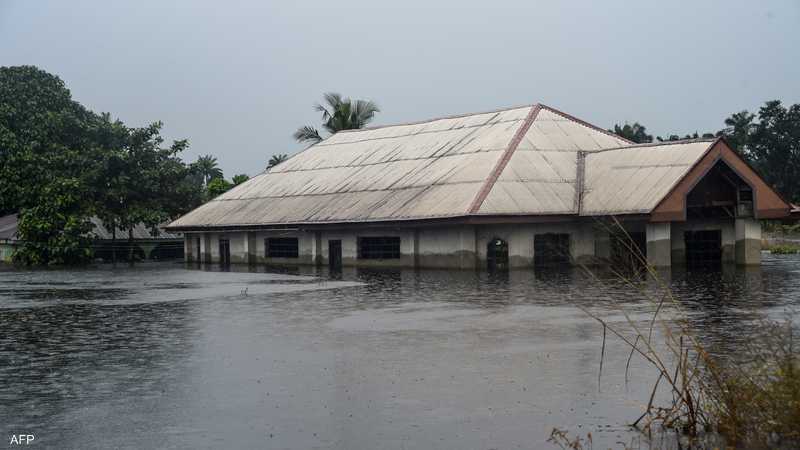 نيجيريا تواجه خطر أزمة غذائية وسط فيضانات كاسحة