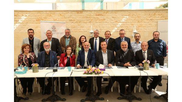 حوارية حول دور الإعلام في دعم الفنانين والمثقفين