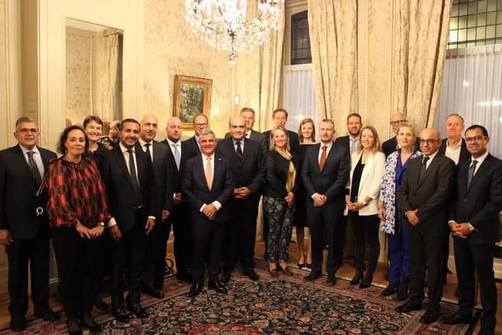 سفير  مصر في هولندا يلتقي بكبرى الشركات والمؤسسات الهولندية في إطار التحضير لمؤتمر المناخ