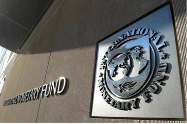 صندوق النقد الدولي يتوقع أسعارا قياسية للغاز والكهرباء بأوروبا العام القادم