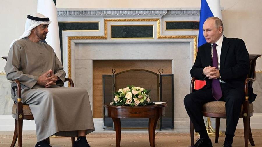 لماذا تعد دول الشرق الأوسط الأنسب للتوسط في الأزمة الأوكرانية؟