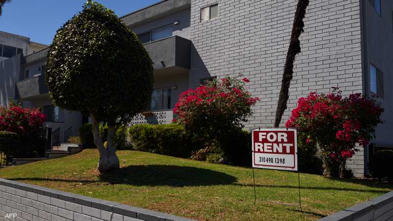 التضخم يضع الاقتصاد الأميركي على بوابة أزمة عقارية