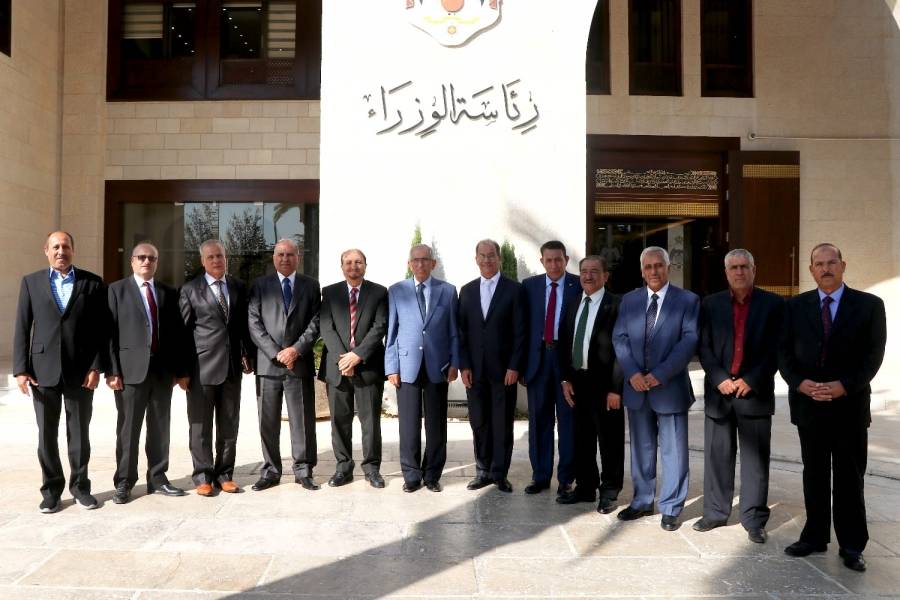 الشبول يلتقي اللجنة الوطنية للعسكريين السابقين