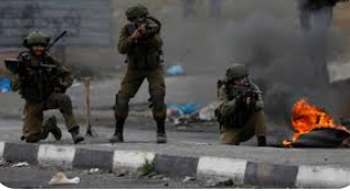 إصابات بالرصاص خلال مواجهات مع الاحتلال الاسرائيلي بالخليل