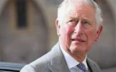 الملك تشارلز الثالث يكلف سوناك بتشكيل الحكومة