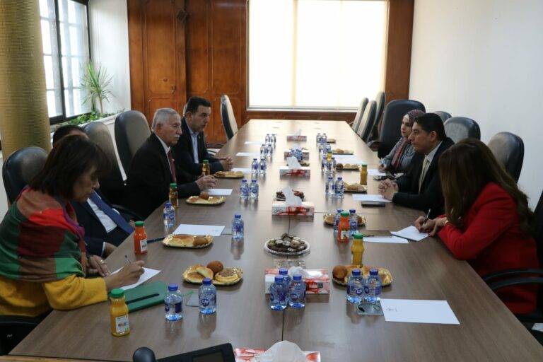 الأردن يبحث التعاون مع وفد فلسطيني في مجال حقوق الإنسان