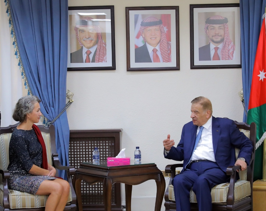 الدغمي يلتقي وفد لجنة التنمية الدولية بالعموم البريطاني