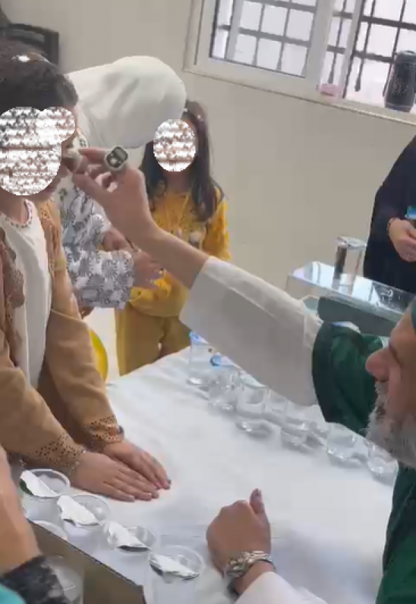 الاوقاف عن فيديو التبرك: سنحاسب من يخالف التشريعات