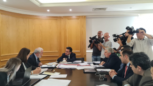 لبنان وقبرص يبحثان ترسيم الحدود البحرية غداة الاتفاق مع إسرائيل