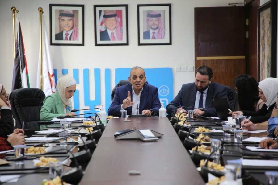 السياحة تناقش آلية سير عمل المرحلة الاولى من مشروع تطوير درب الحج المسيحي...صور